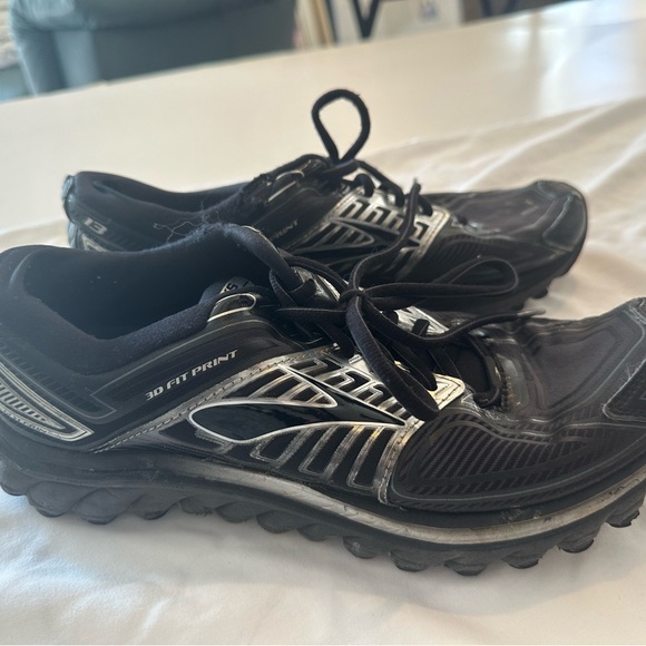 Brooks men’s size 10 running shoes - Picture 2 of 10